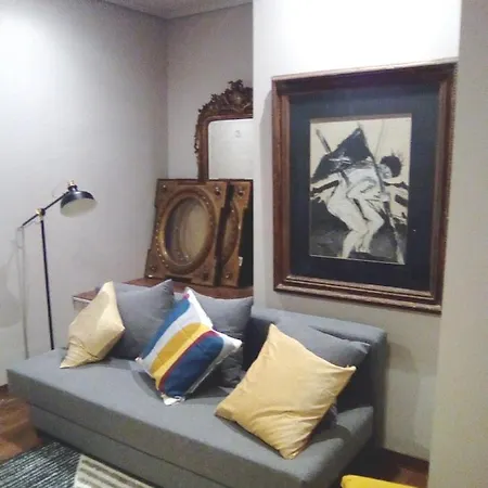3 Bedrooms With Wifi At شقة